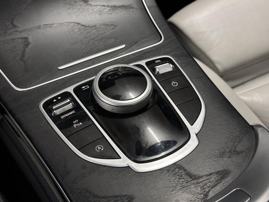 MERCEDES-BENZ C 2017