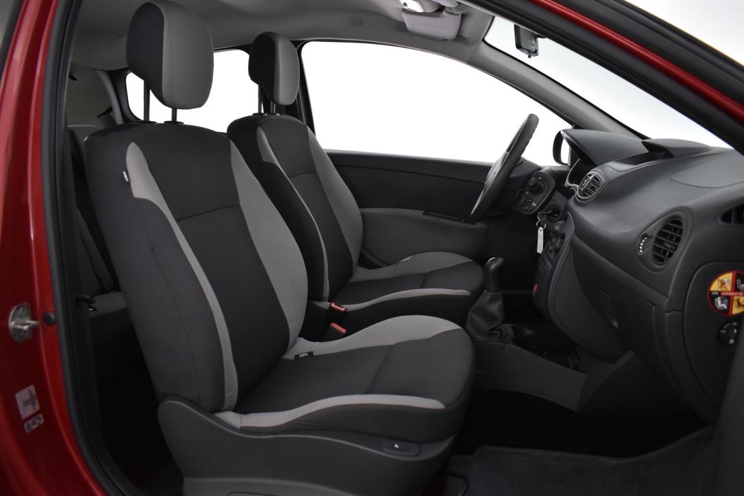 RENAULT Clio 2011