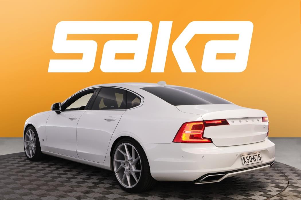 VOLVO S90 2017