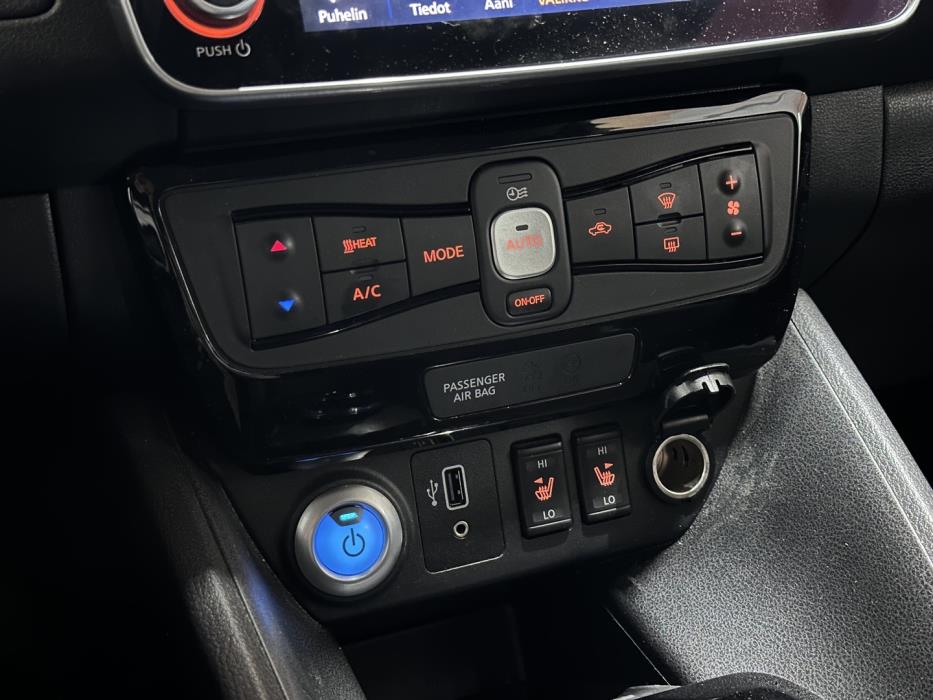 NISSAN Leaf 2021