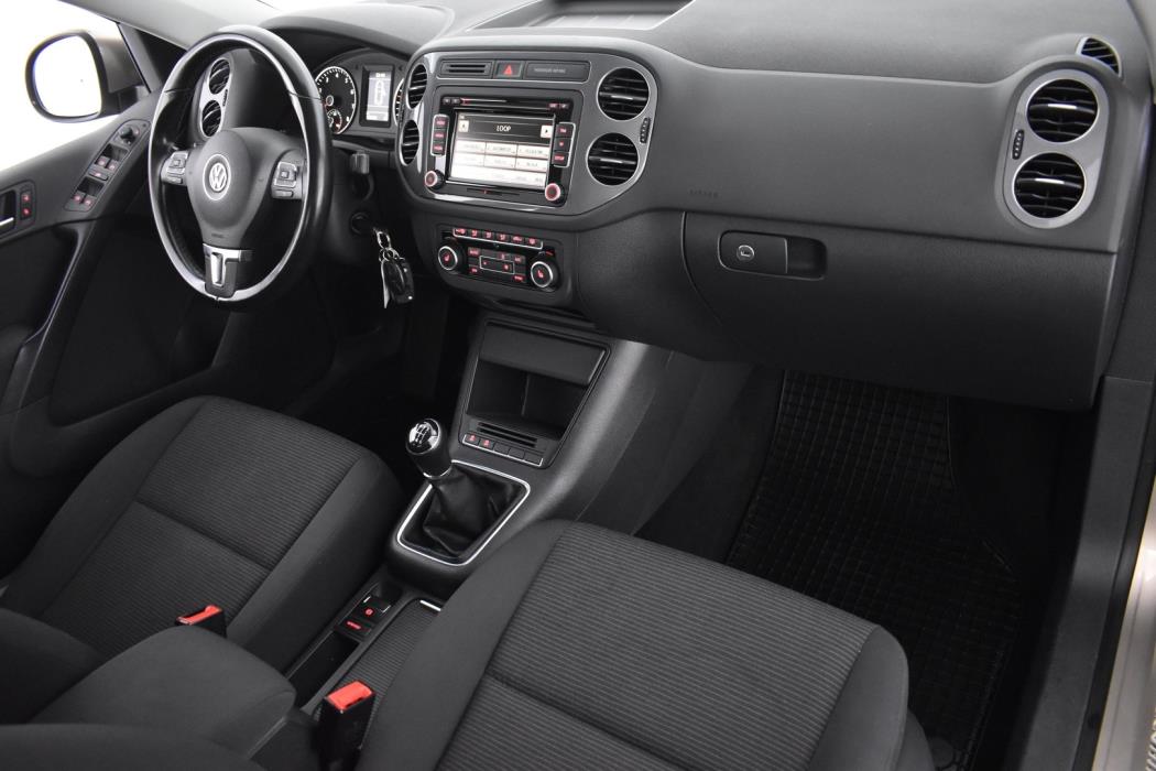 VOLKSWAGEN Tiguan 2013