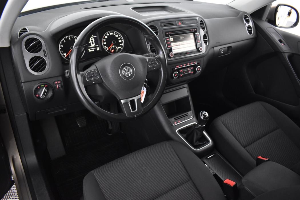 VOLKSWAGEN Tiguan 2013