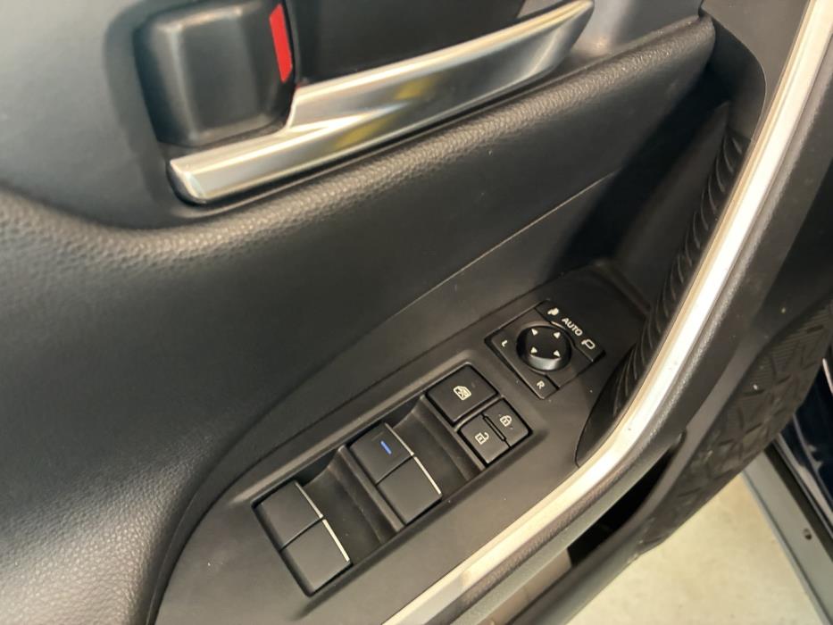 TOYOTA RAV4 2020