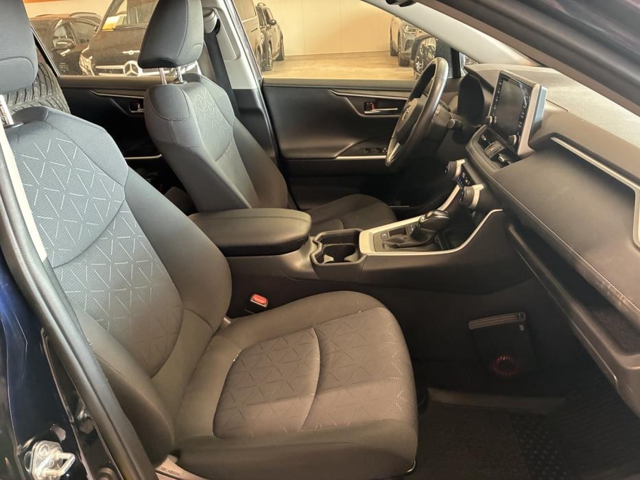 TOYOTA RAV4 2020