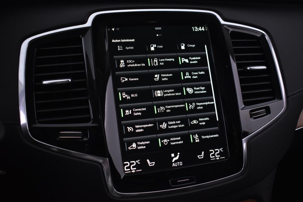 VOLVO XC90 2022