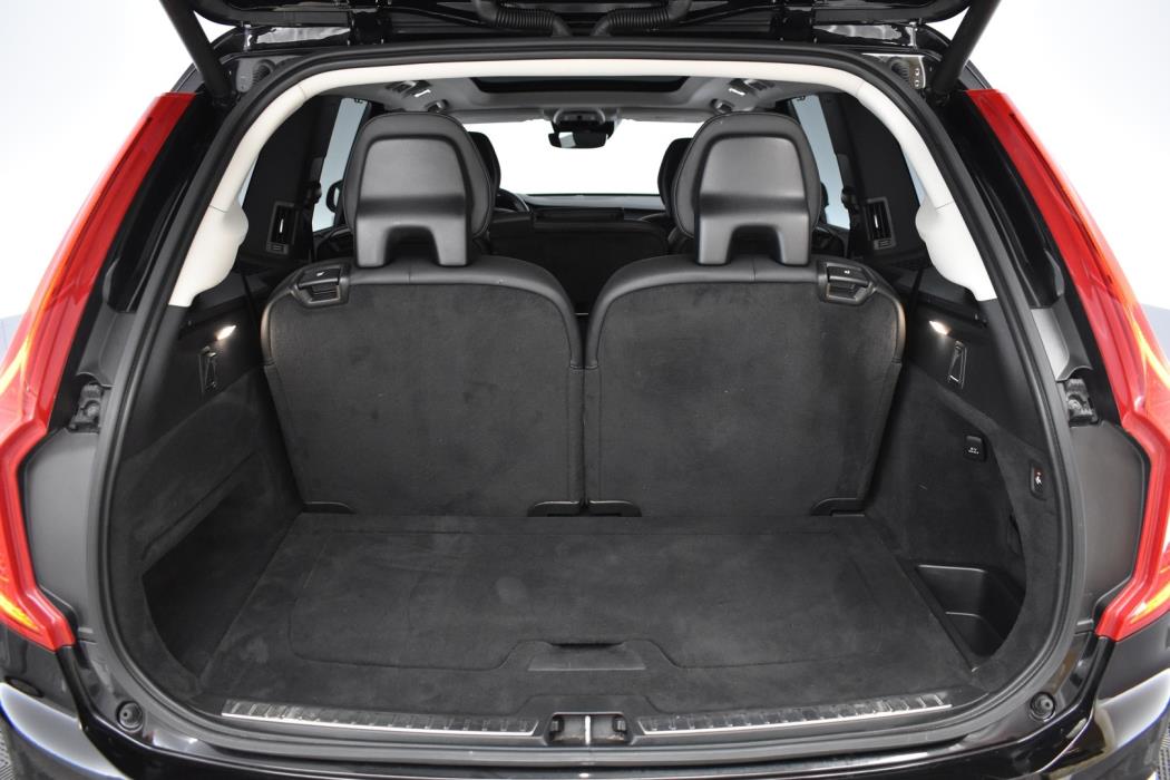 VOLVO XC90 2022