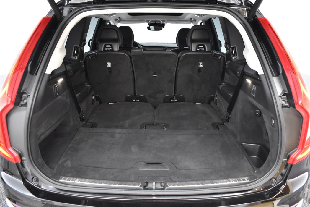 VOLVO XC90 2022