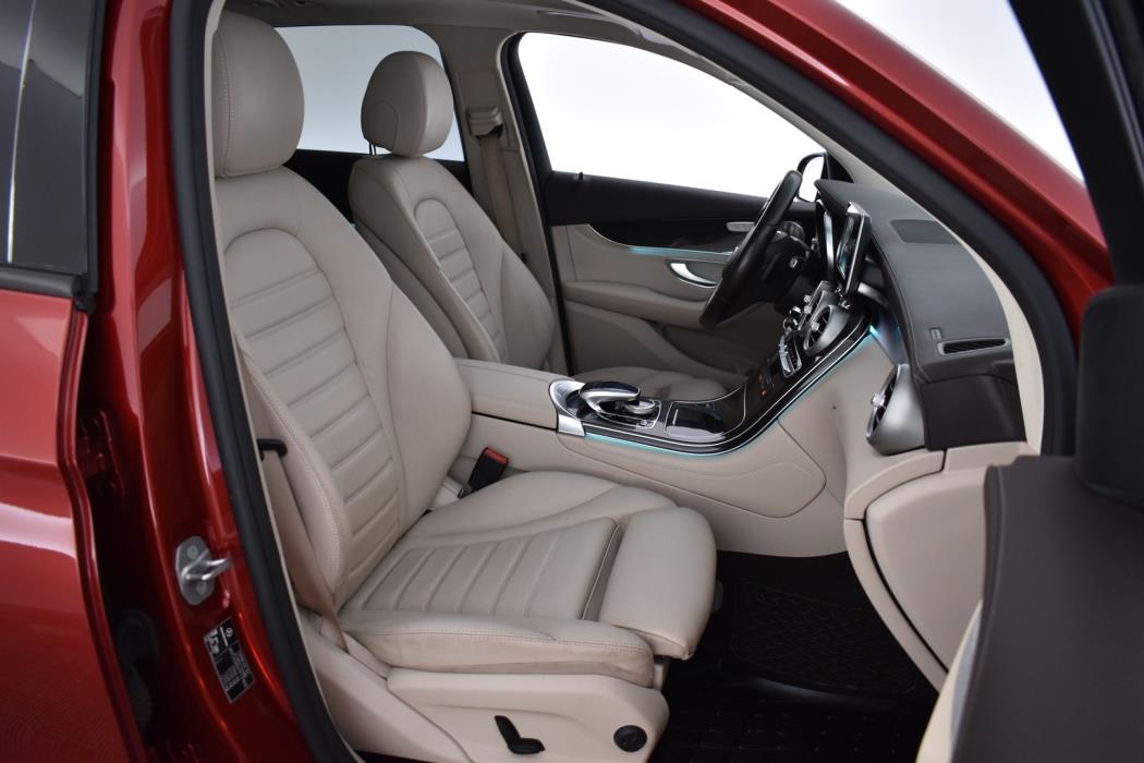 MERCEDES-BENZ GLC 2016