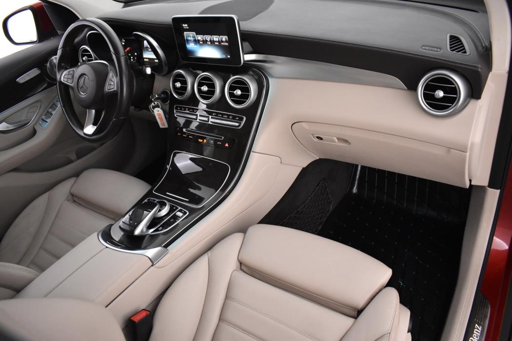 MERCEDES-BENZ GLC 2016