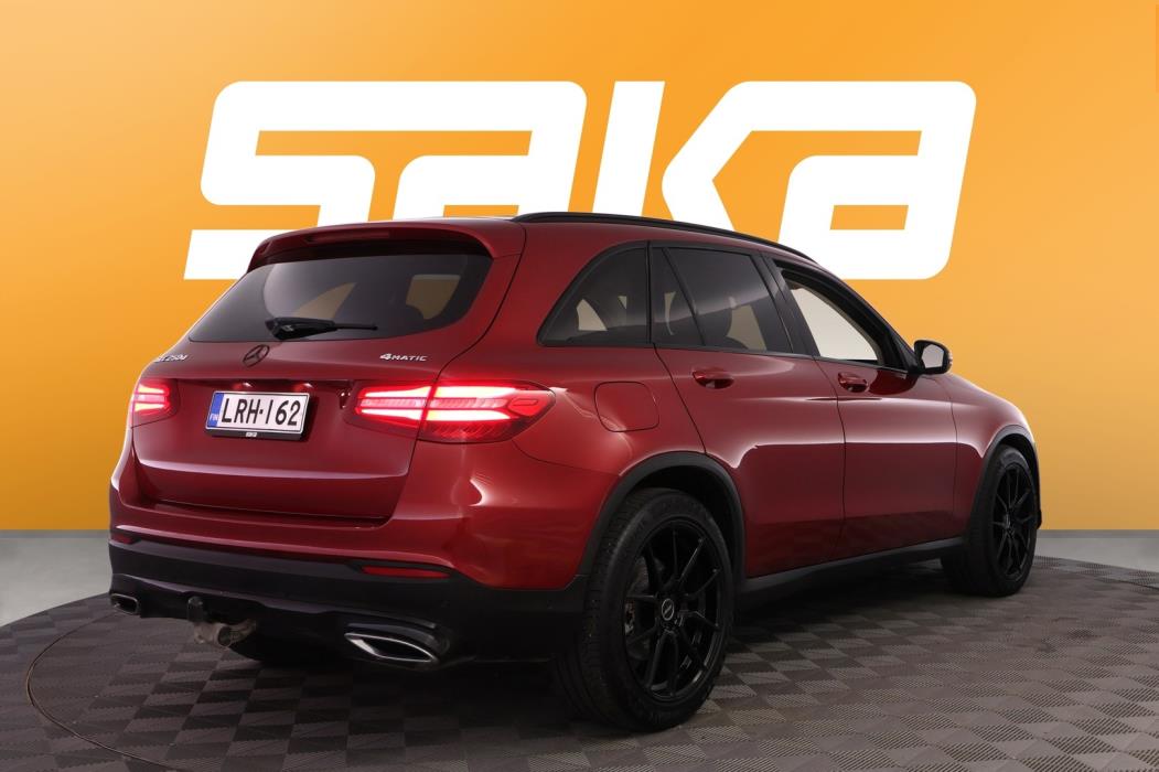 MERCEDES-BENZ GLC 2016