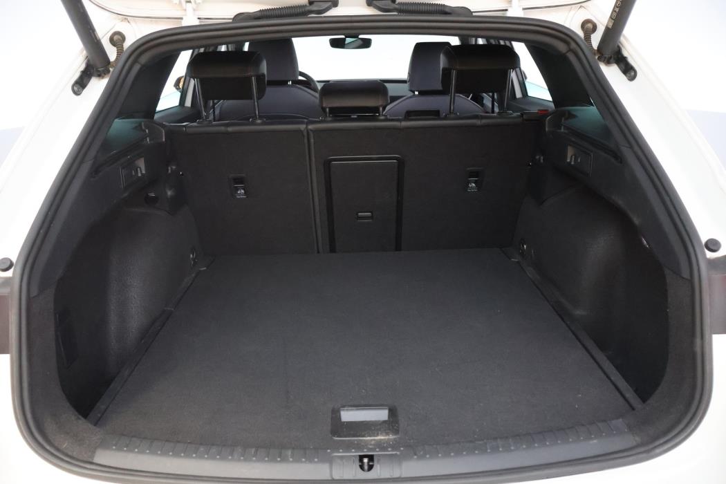 SEAT LEON SPORTSTOURER 2022