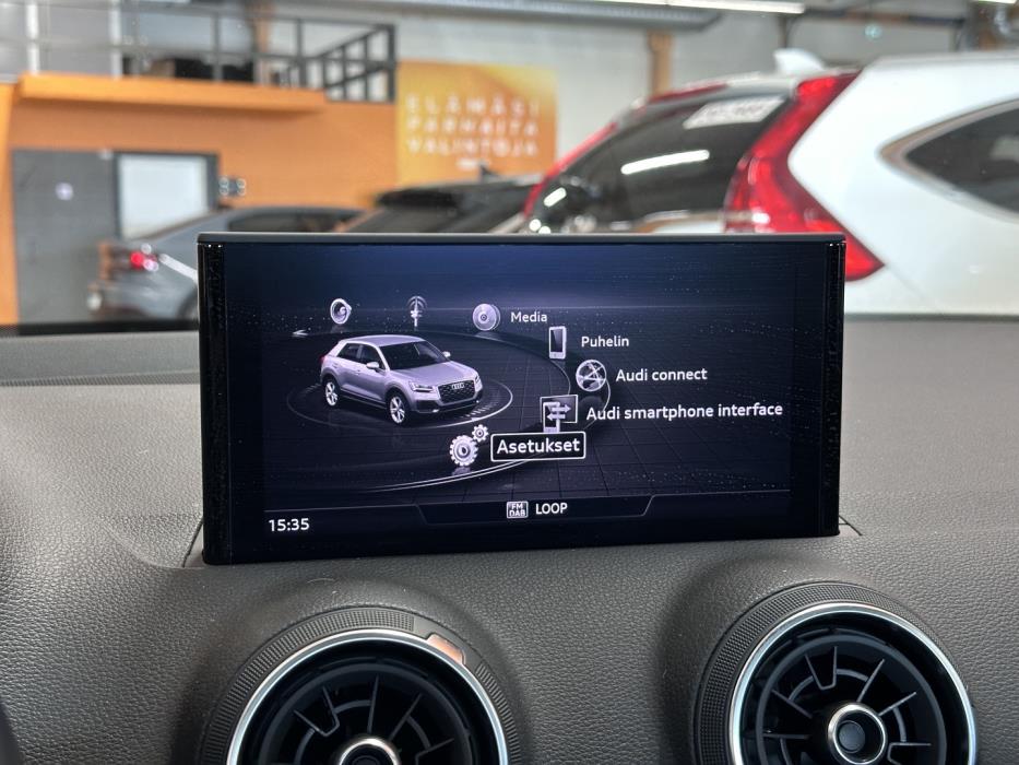 AUDI Q2 2022