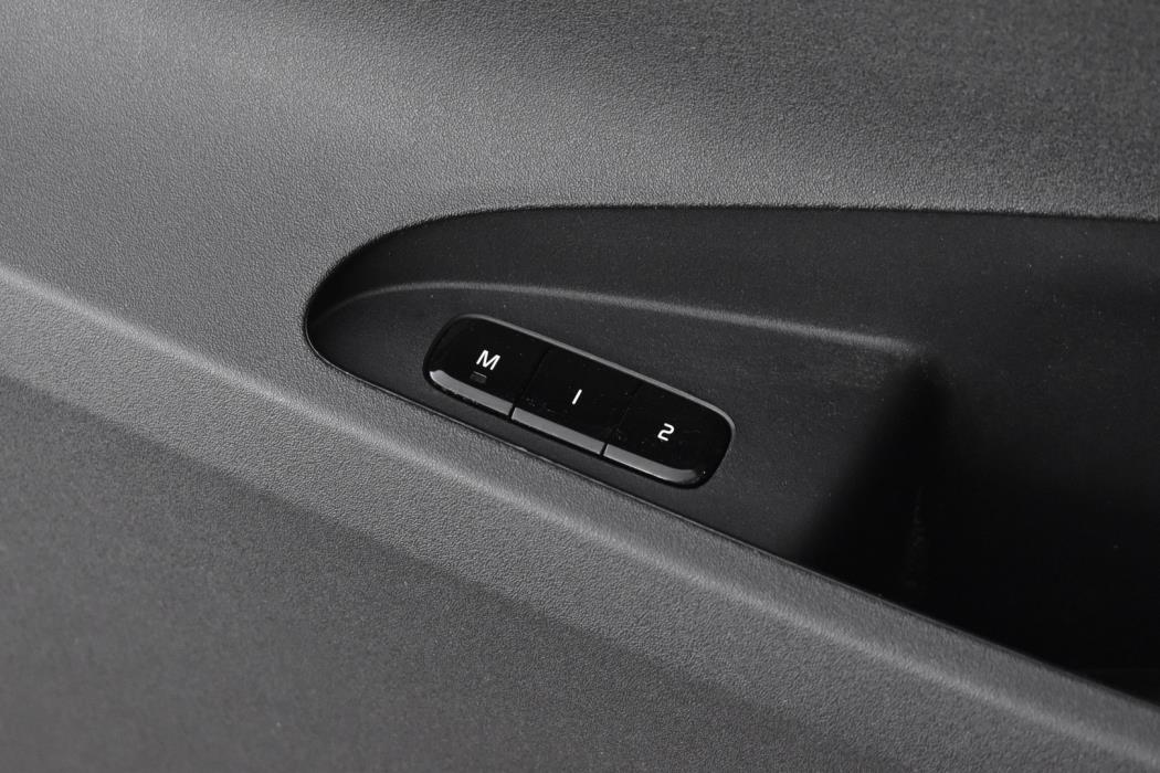 POLESTAR 2 2023