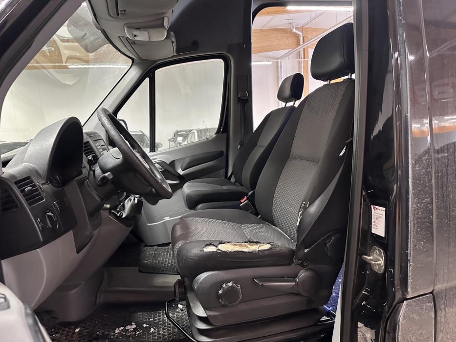 VOLKSWAGEN Crafter 2013