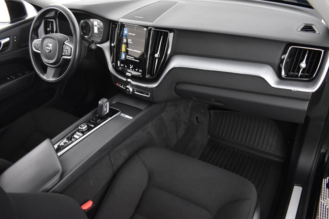 VOLVO XC60 2021