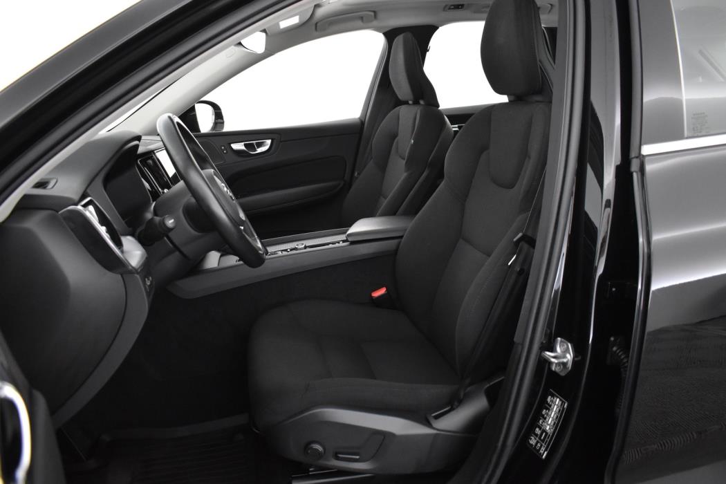 VOLVO XC60 2021