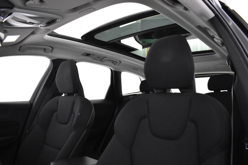 VOLVO XC60 2021