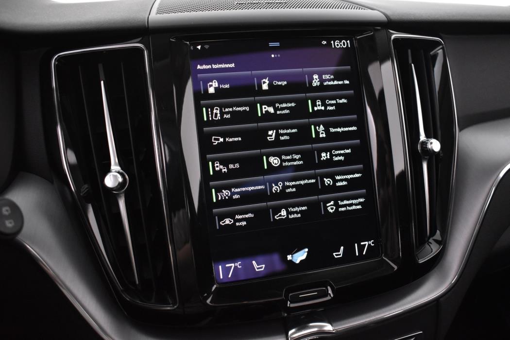 VOLVO XC60 2021