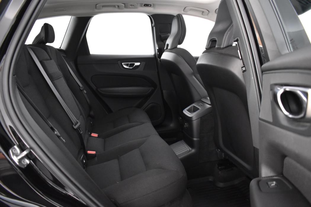 VOLVO XC60 2021