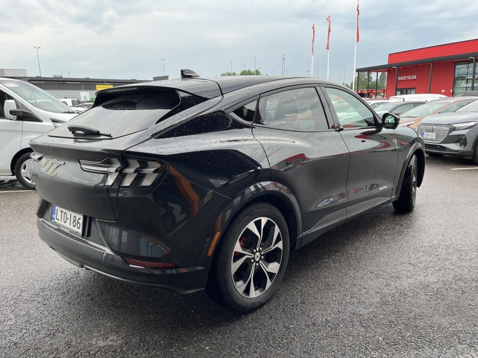 FORD Mustang Mach-E 2022