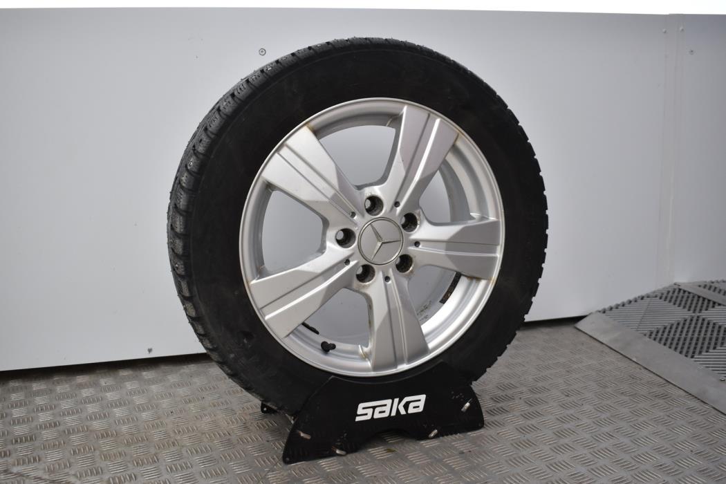 MERCEDES-BENZ B 2010