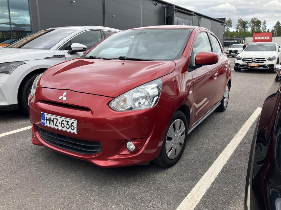 MITSUBISHI Space Star 2015