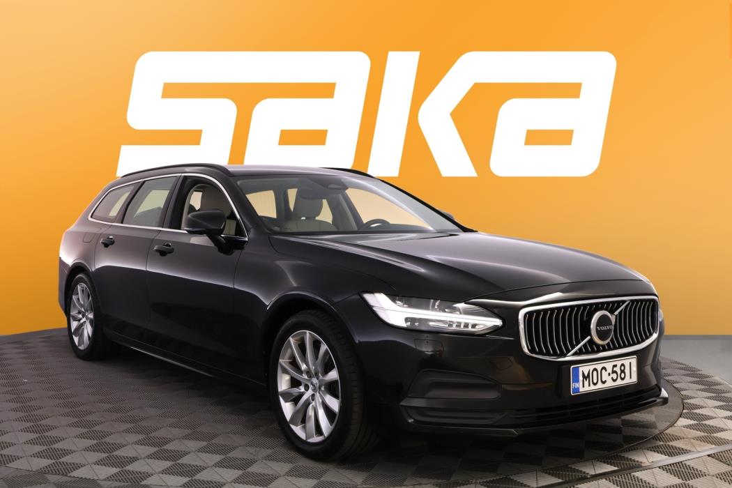 VOLVO V90 2022