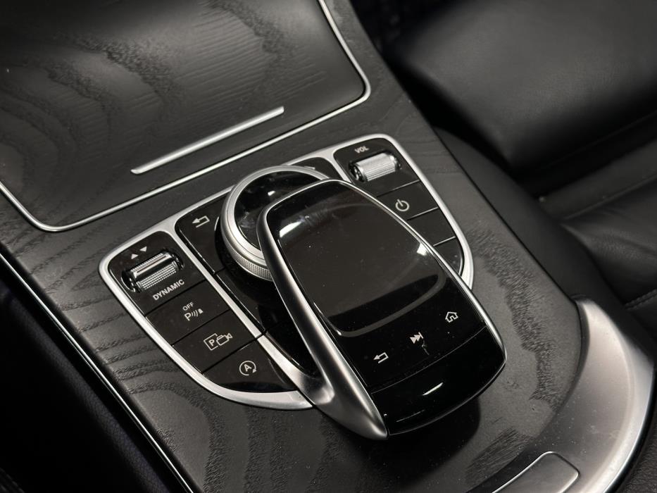 MERCEDES-BENZ C 2019