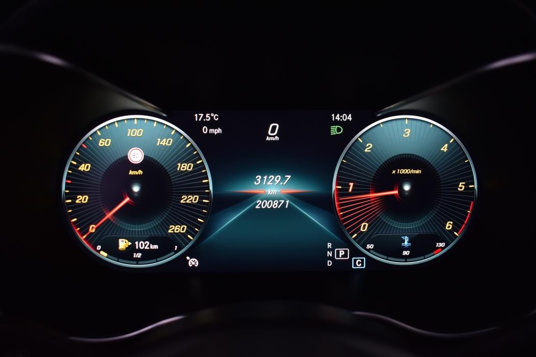 MERCEDES-BENZ C 2019