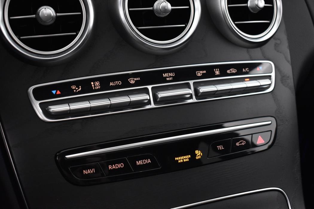 MERCEDES-BENZ C 2019