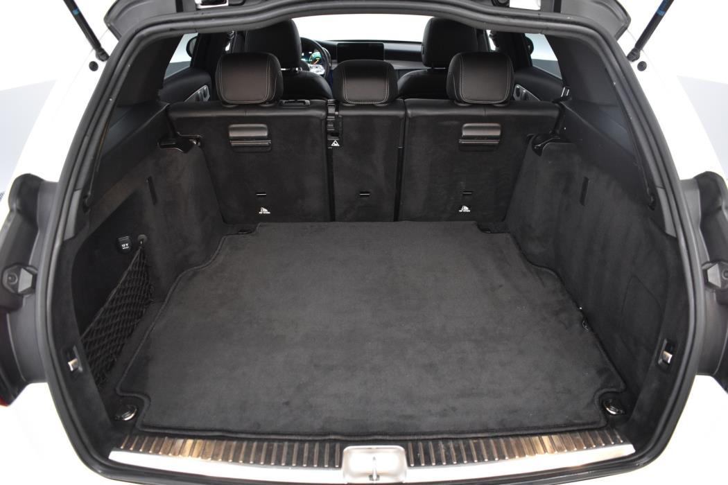 MERCEDES-BENZ C 2019