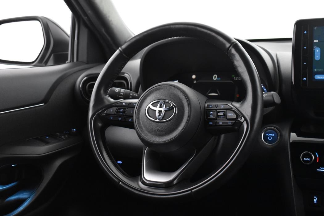 TOYOTA Yaris Cross 2023
