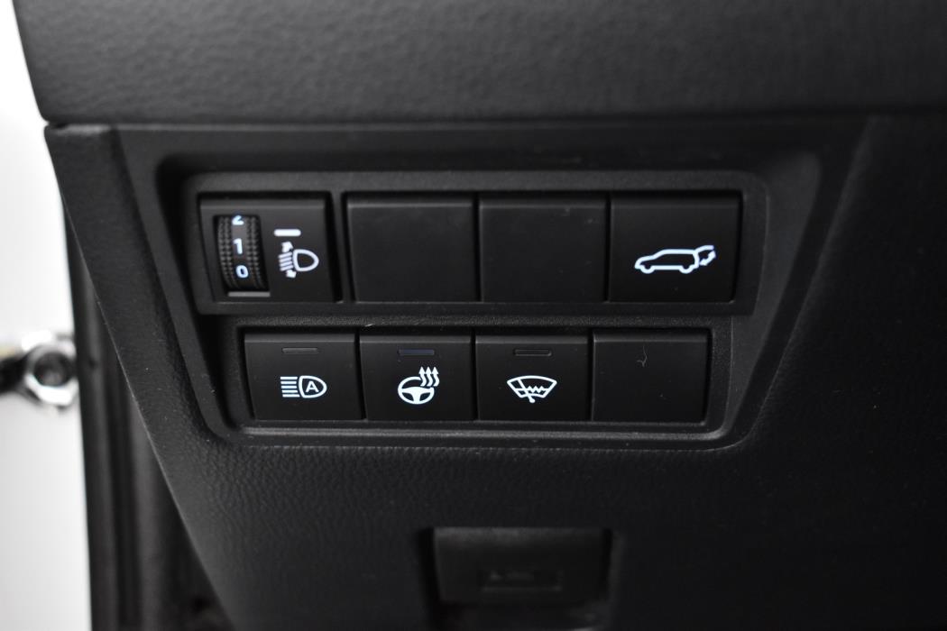 TOYOTA Yaris Cross 2023