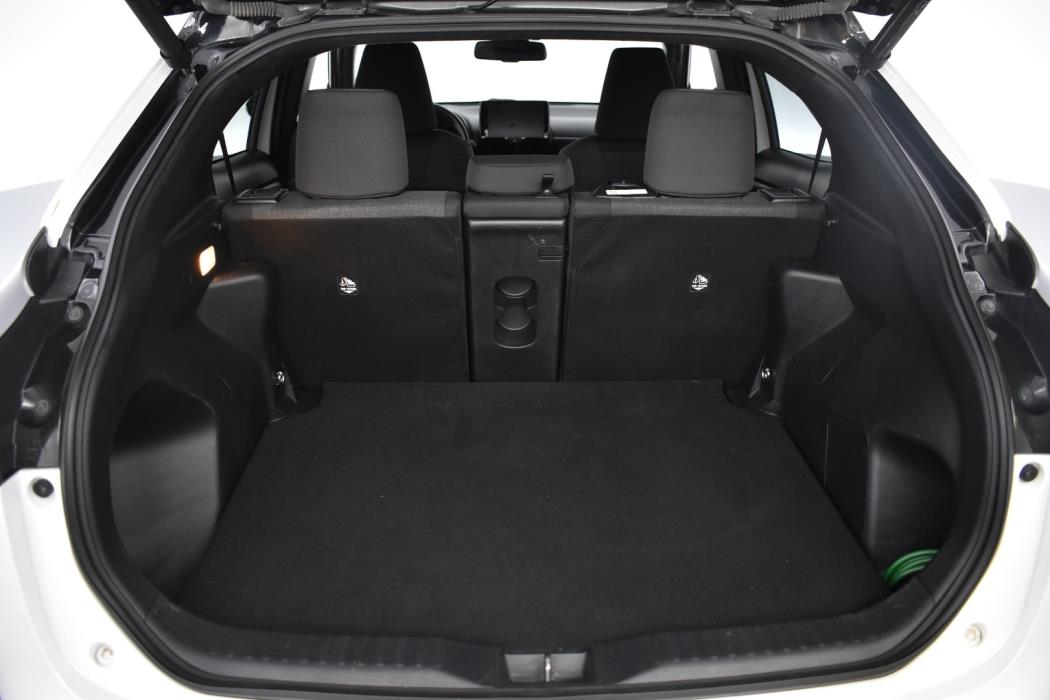 TOYOTA Yaris Cross 2023