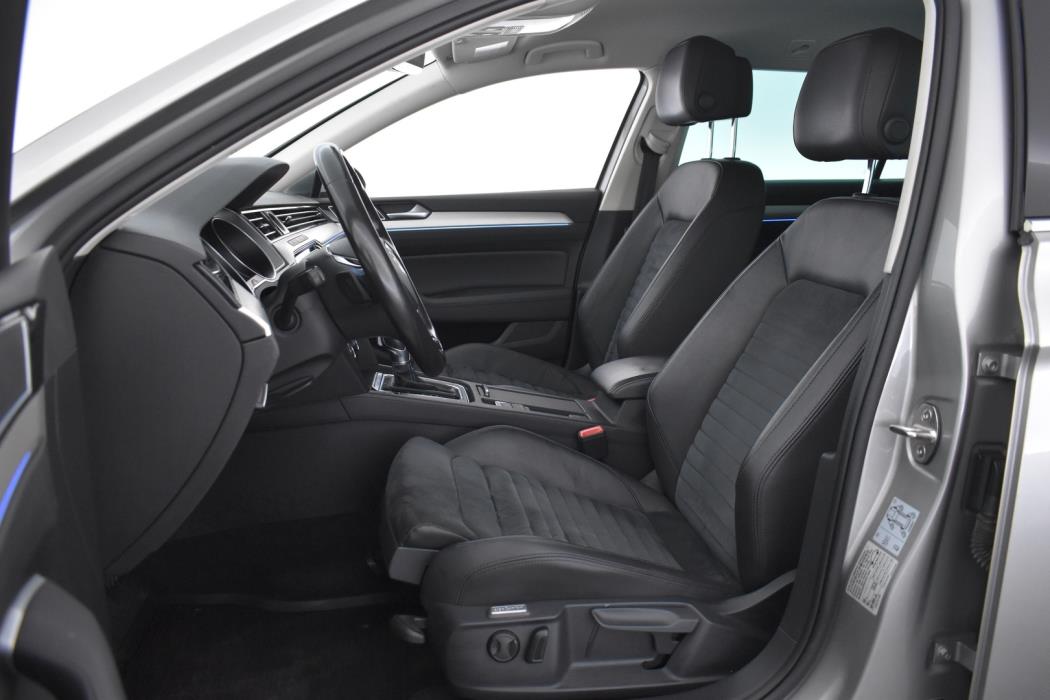 VOLKSWAGEN Passat 2016