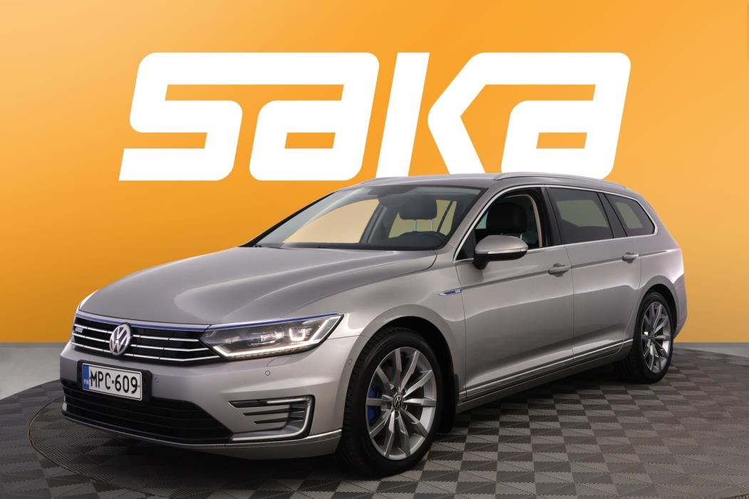 VOLKSWAGEN Passat 2016