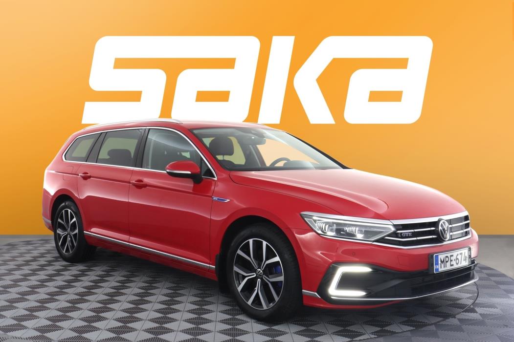 VOLKSWAGEN Passat 2022