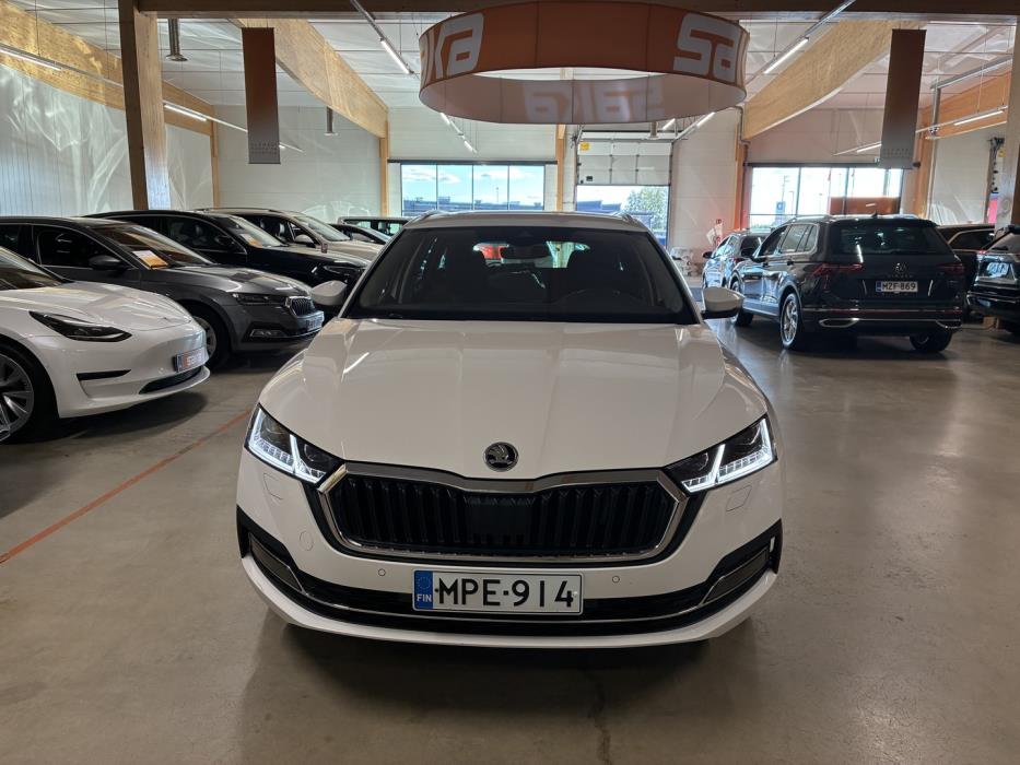 SKODA Octavia 2023