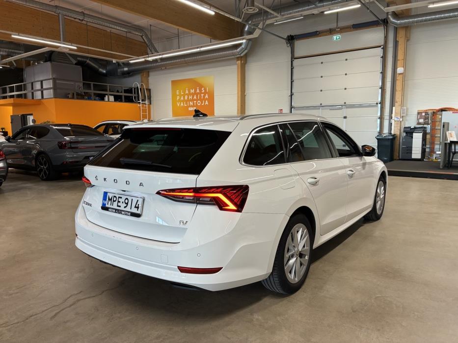 SKODA Octavia 2023