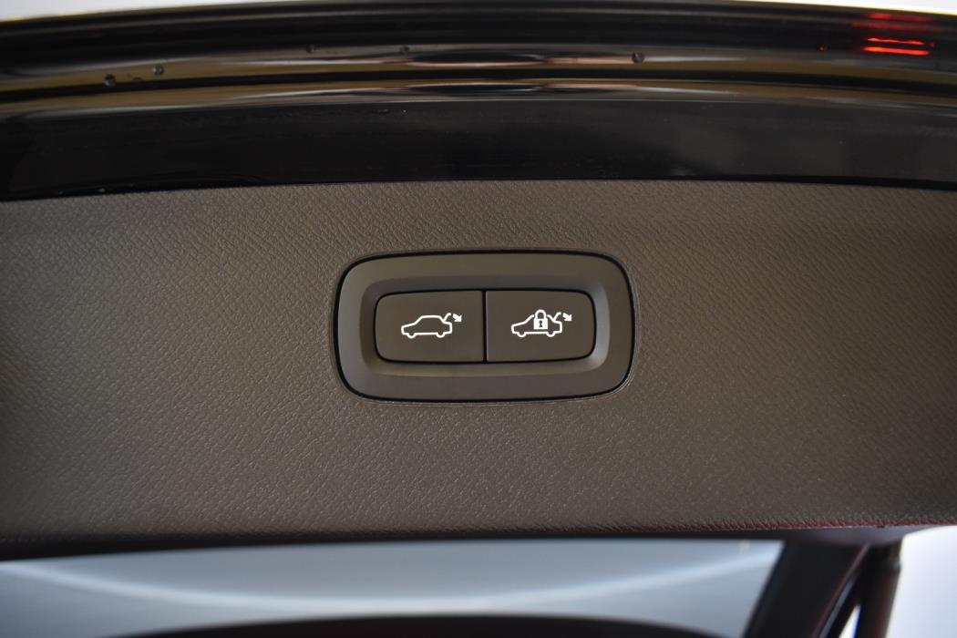 VOLVO XC90 2024