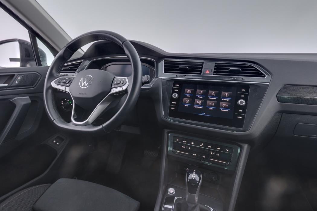 VOLKSWAGEN Tiguan 2021