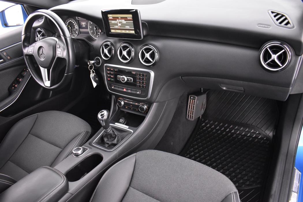 MERCEDES-BENZ A 2014