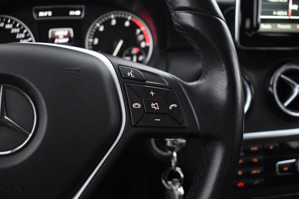 MERCEDES-BENZ A 2014