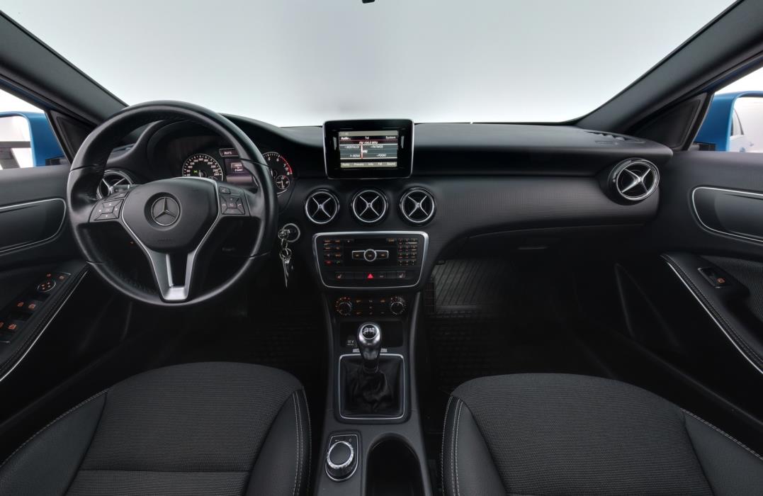 MERCEDES-BENZ A 2014