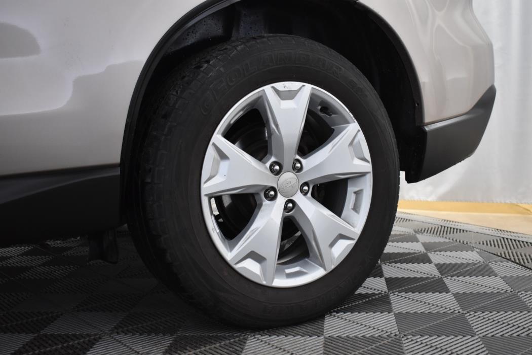 SUBARU Forester 2016