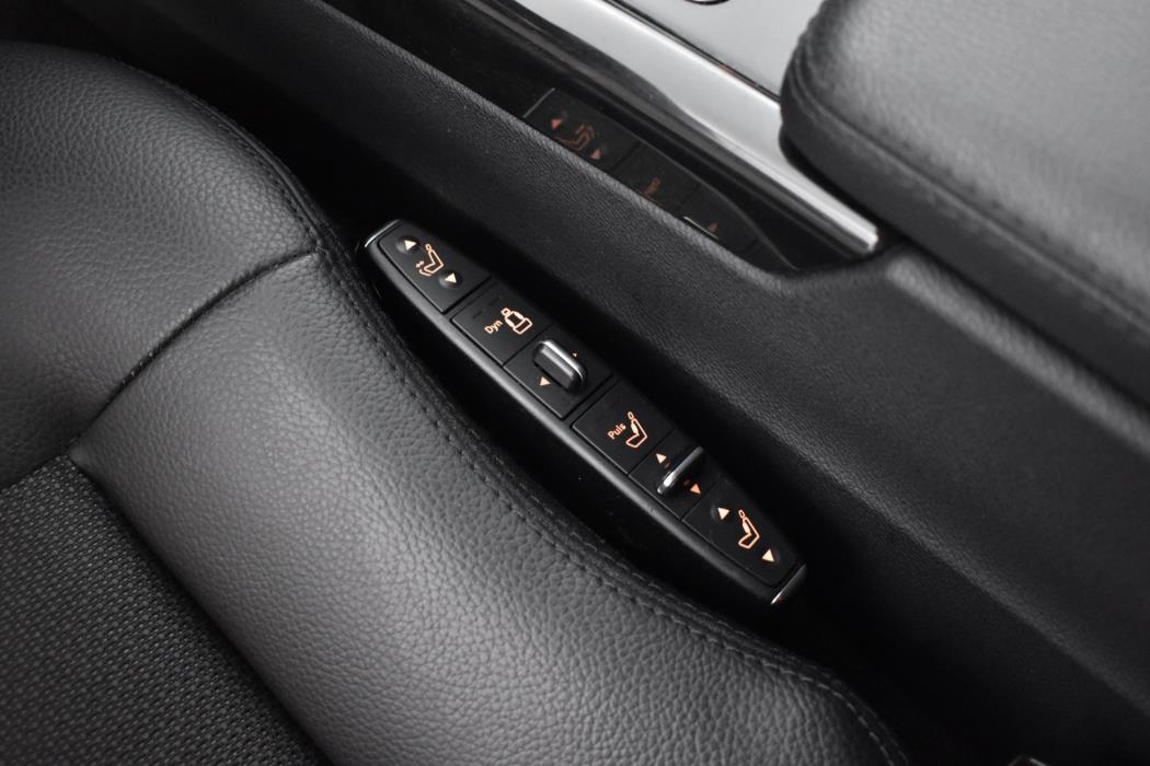 MERCEDES-BENZ E 2011