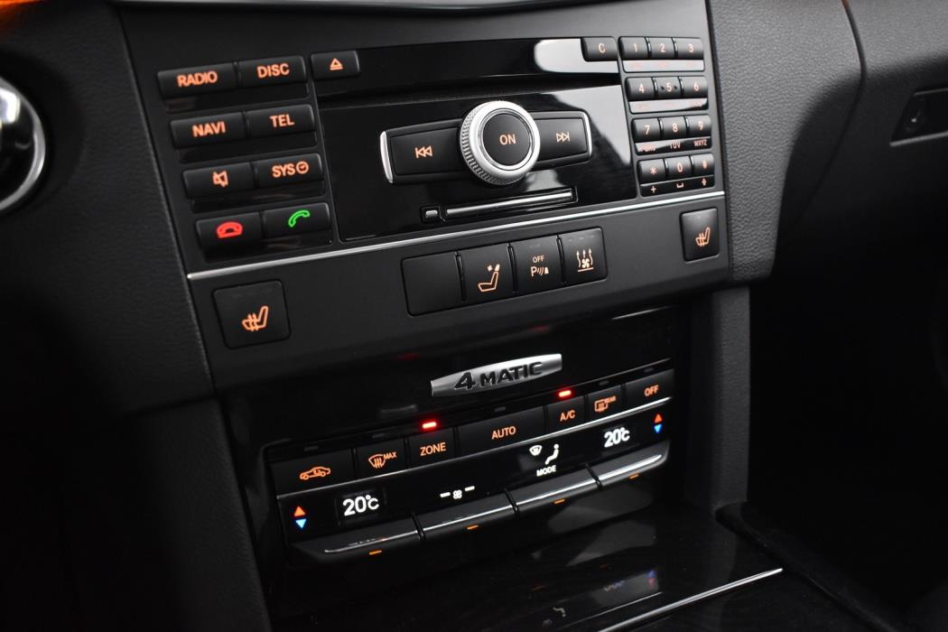 MERCEDES-BENZ E 2011