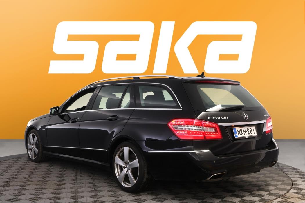 MERCEDES-BENZ E 2011