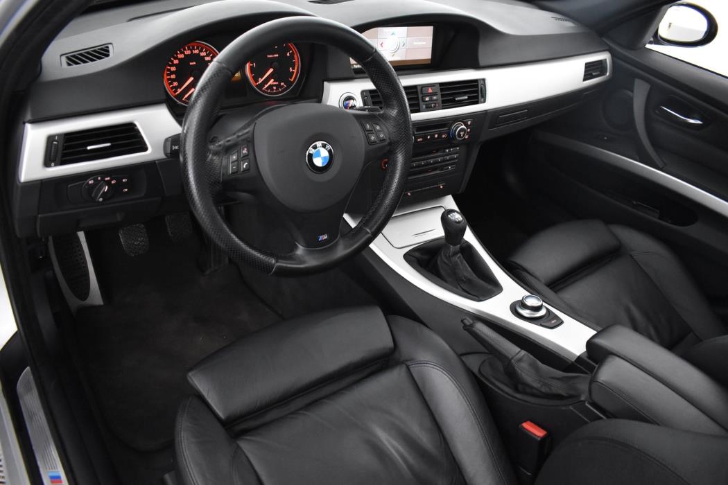 BMW 320 2007