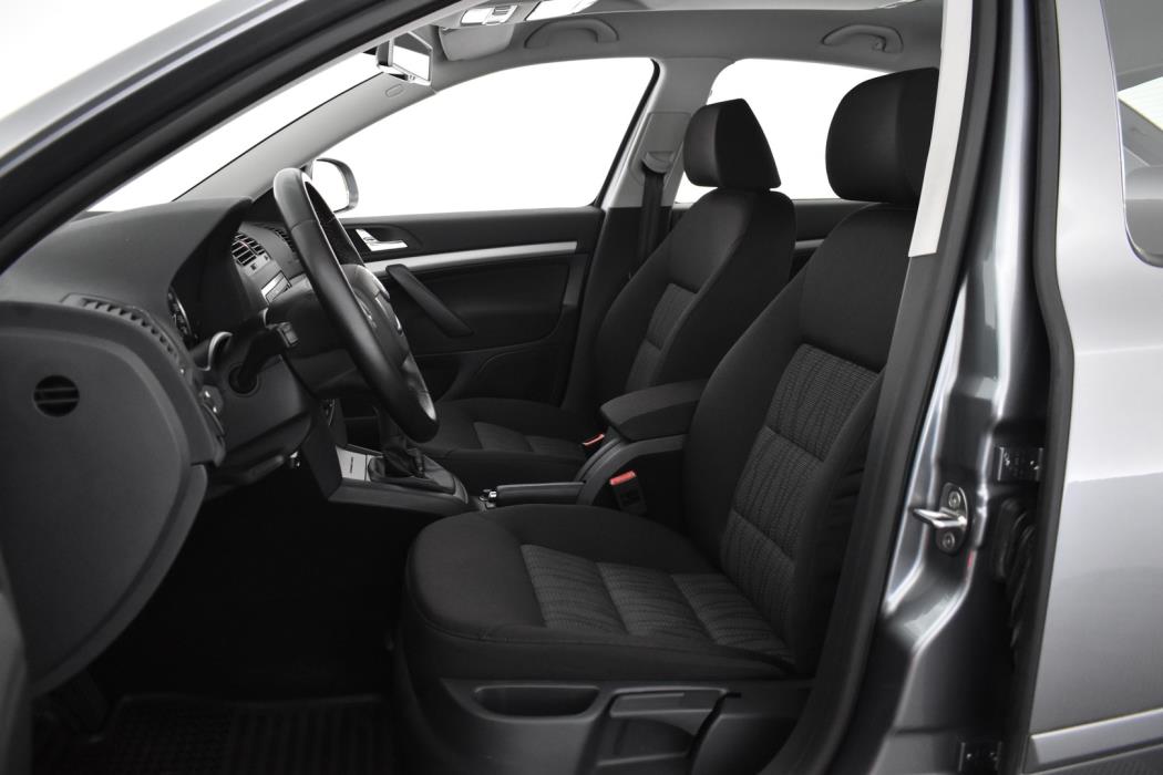 SKODA Octavia 2013